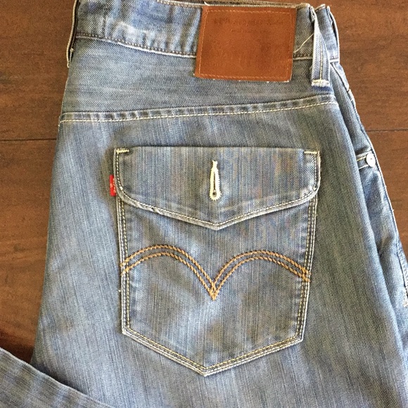 Levi's Jeans 514 slim straight cut. - Picture 2 of 6